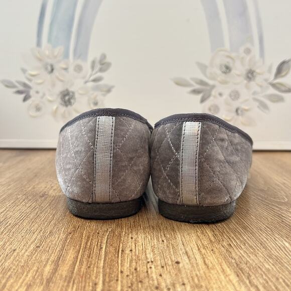 Tory Burch Velvet Slippers in Taupe - Picture 4 of 10